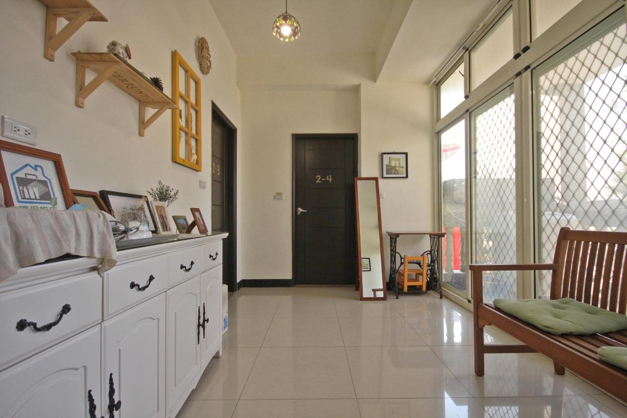 Happy Tree Hostel Jinning Екстер'єр фото