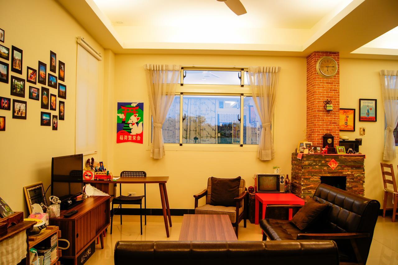 Happy Tree Hostel Jinning Екстер'єр фото